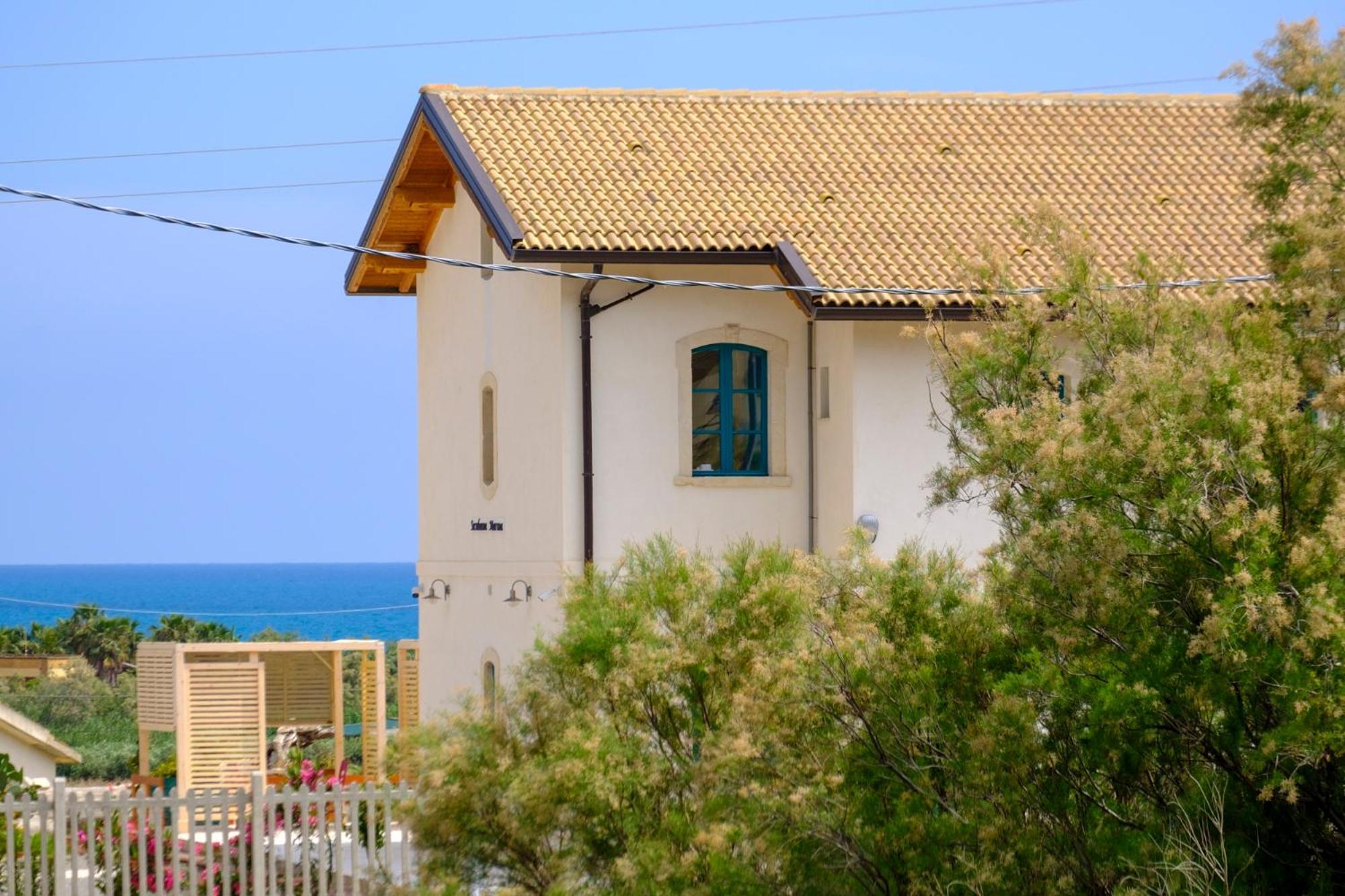 B&B Fermata 106 Da Carolina Siculiana Marina Exteriér fotografie